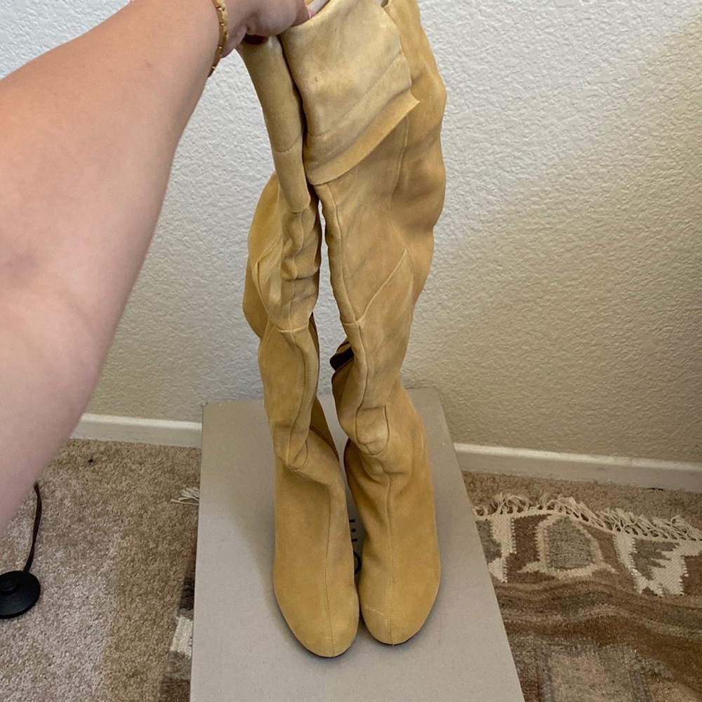 Urban Outfitters Kylie Knee High Suede Boot size 9